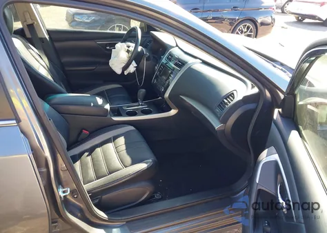 2015 Nissan Altima 2.5 S из США, поврежденный, VIN 1N4AL3AP5FN349343